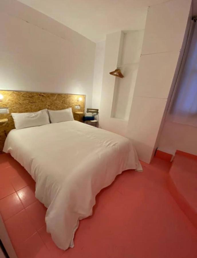 Habitacion Al Lado Gran Via, Malasana Madrid Ngoại thất bức ảnh