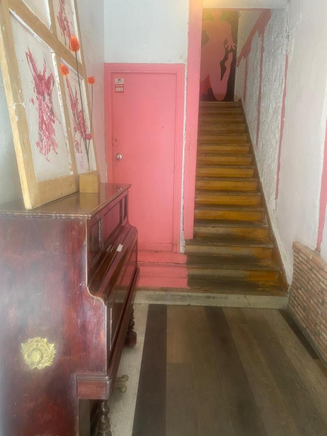 Habitacion Al Lado Gran Via, Malasana Madrid Ngoại thất bức ảnh